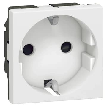CKK-40D-RSZB2-K01-K IEK Розетка 2Р+ с защитным шторками, 16А/250В размер лицевой панели; 45:45мм, белый