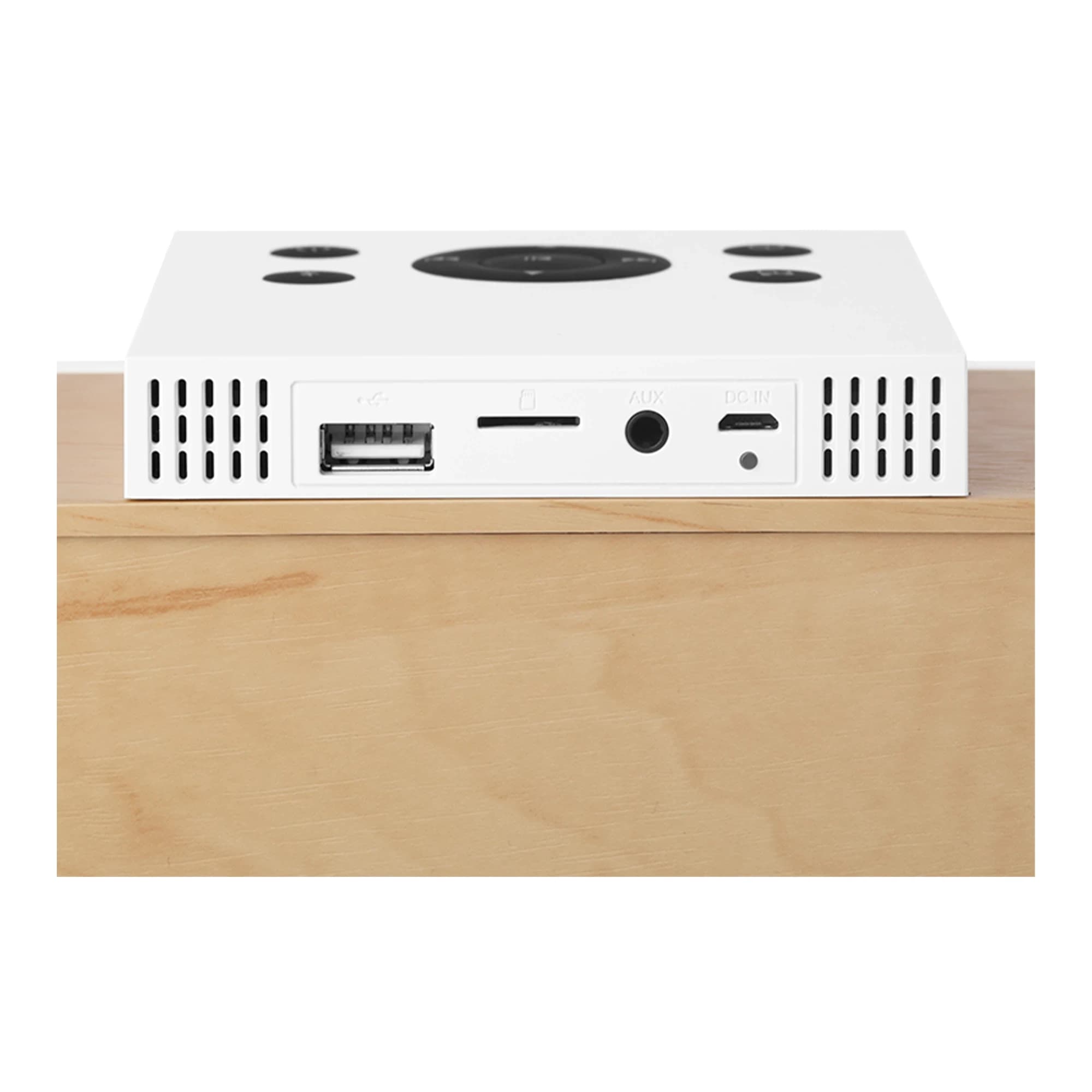 Беспроводная колонка Edifier MP260, wooden enclosure, 4W+4W+12W Subwoofer, L/R: 1.75 inch, SW: 2.75 inch, ≥ 80dB(A), Bluetooth v5.0, часы, будильник, AUX, USB , 2500mAh, 7 часов звучания, 53Hz-18000Hz, 192.5mm×113mm×115mm, 1.5kg, белый
